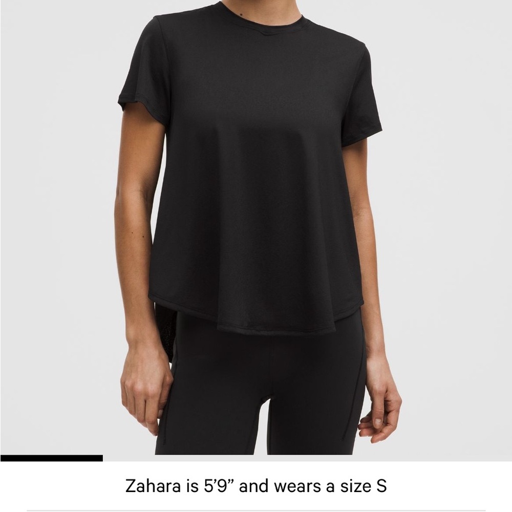 Lululemon Black Lightweight Split-Back Training T… - image 5